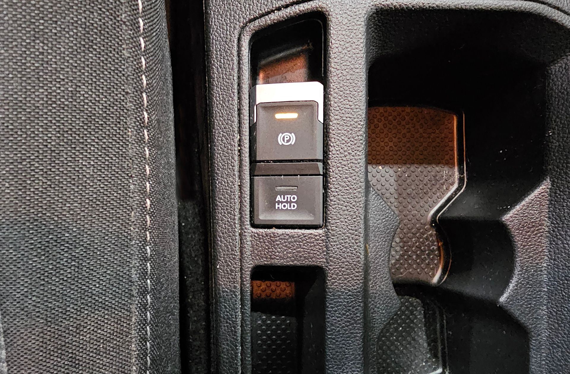 Volkswagen T-Roc Life 2.0 TDI DSG - foto 36