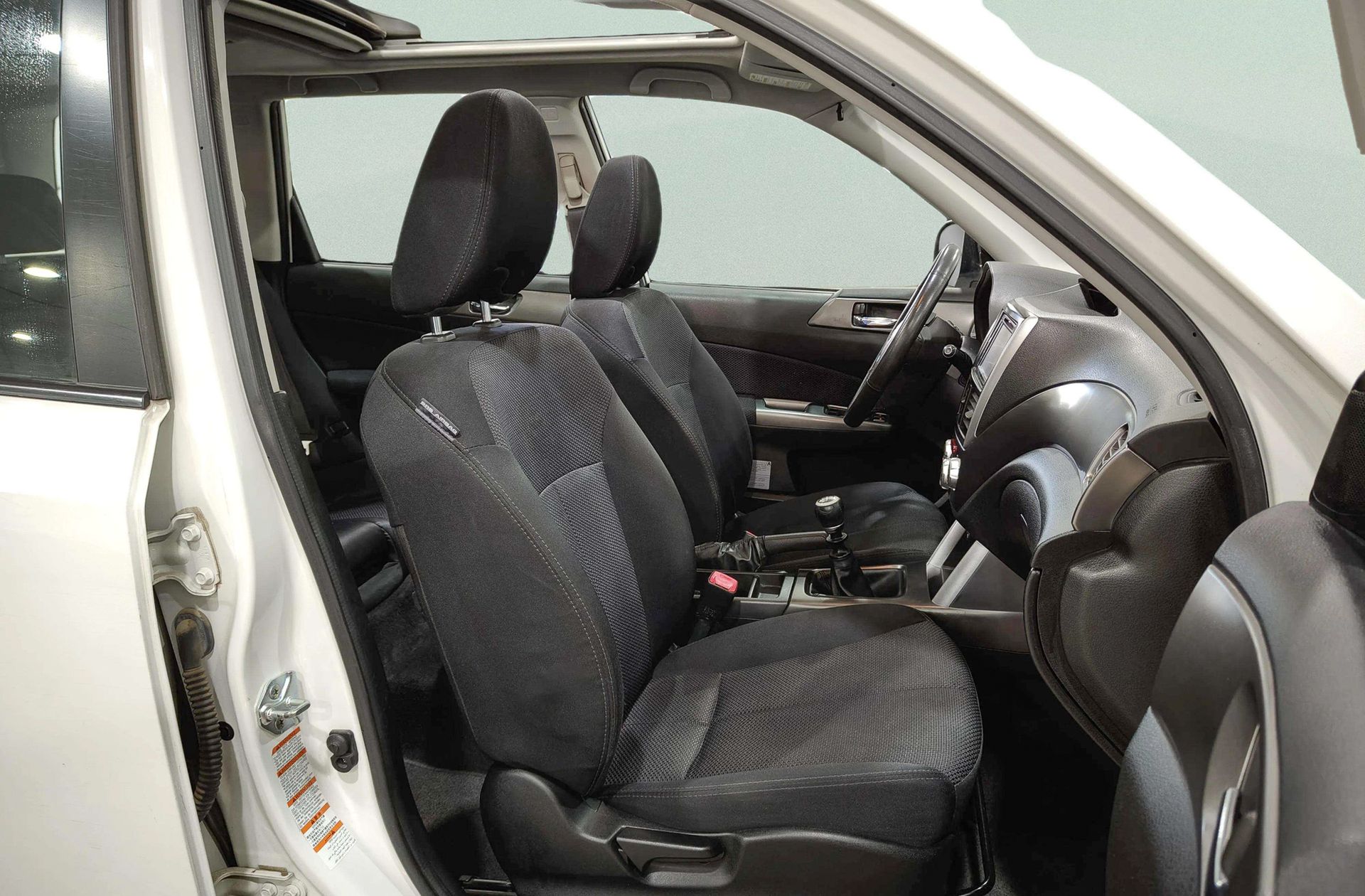 Subaru Forester 2.0 D XS Limited 4x4 - foto 18