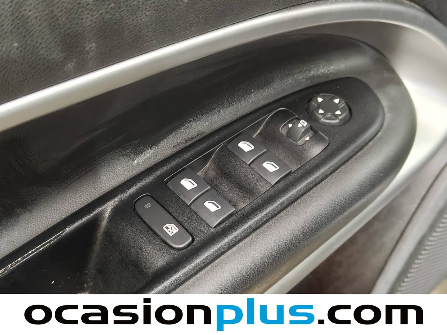 Foto Jeep Avenger Jeep Avenger 1.2 G Summit (100 CV)