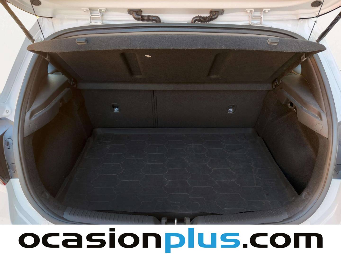 Fotos maletero Hyundai i30 Hyundai i30 1.5 DPI Klass SLX (110 CV)