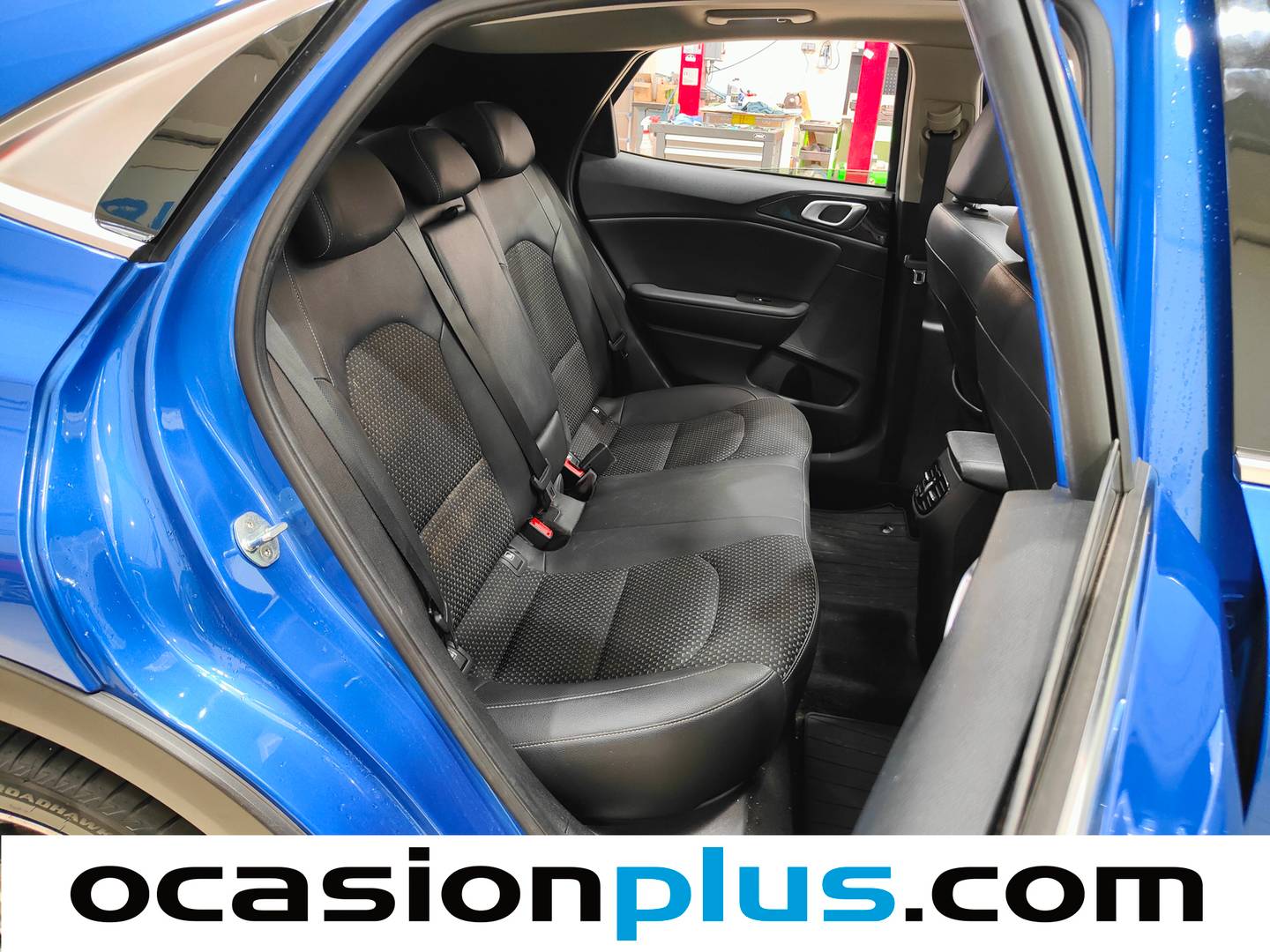 KIA XCeed KIA XCeed 1.6 MHEV Emotion DCT (136 CV) al mejor precio