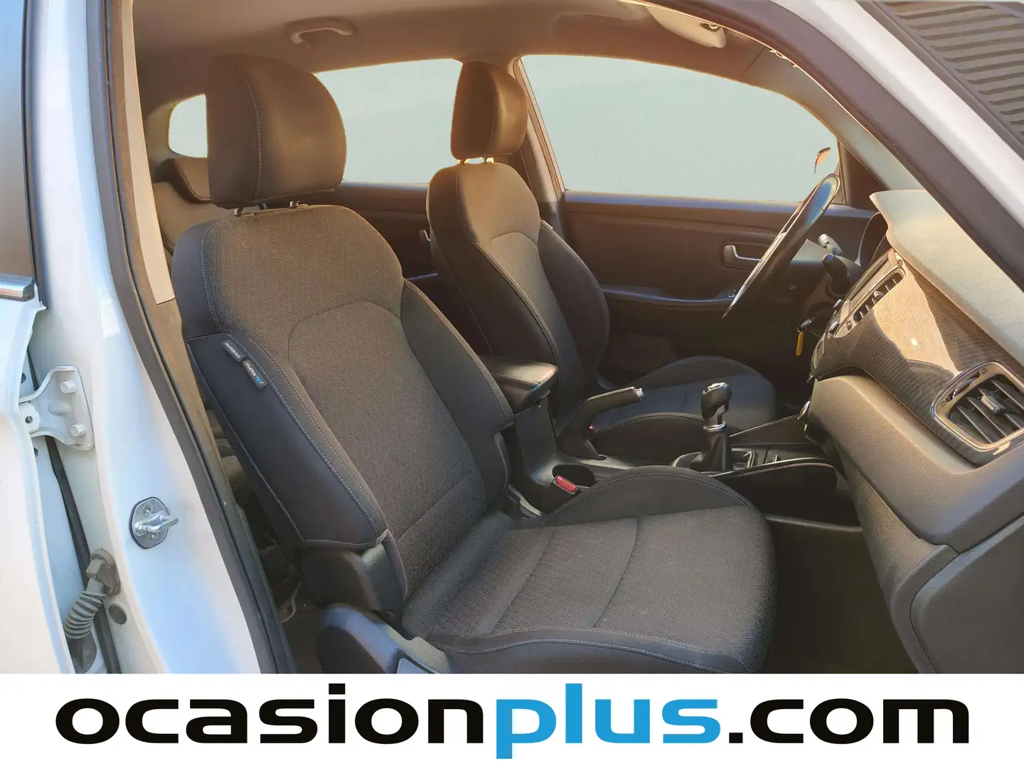 Foto KIA Carens Kia Carens 1.6 GDi Drive (135 CV)