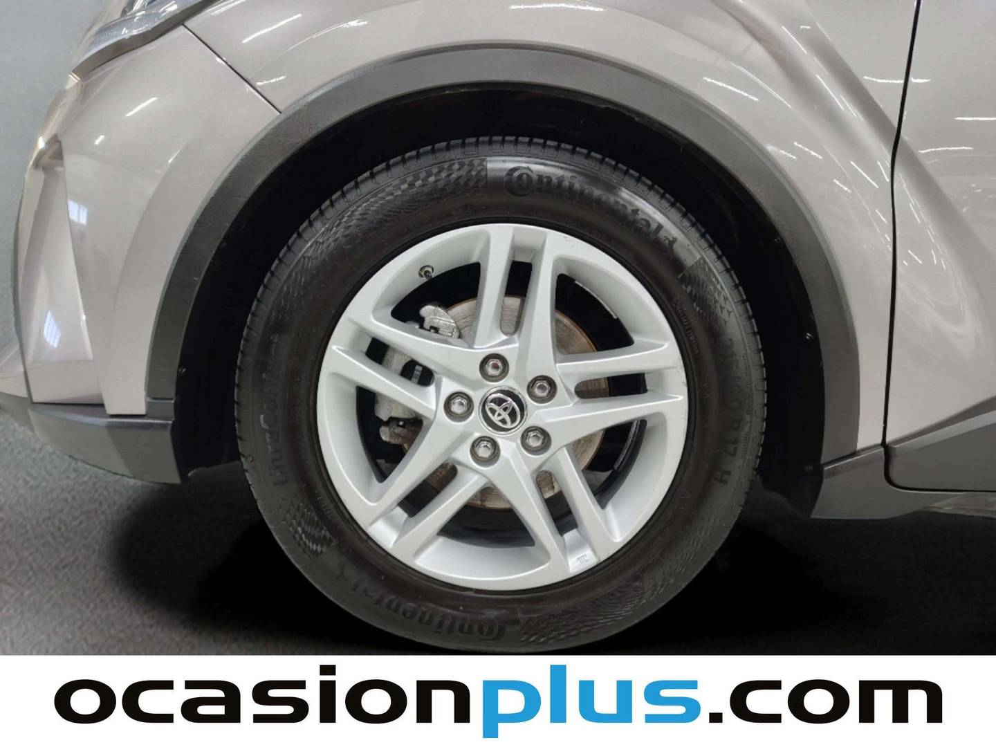 Foto Toyota C-HR Toyota C-HR 1.8 125H Active (122 CV)