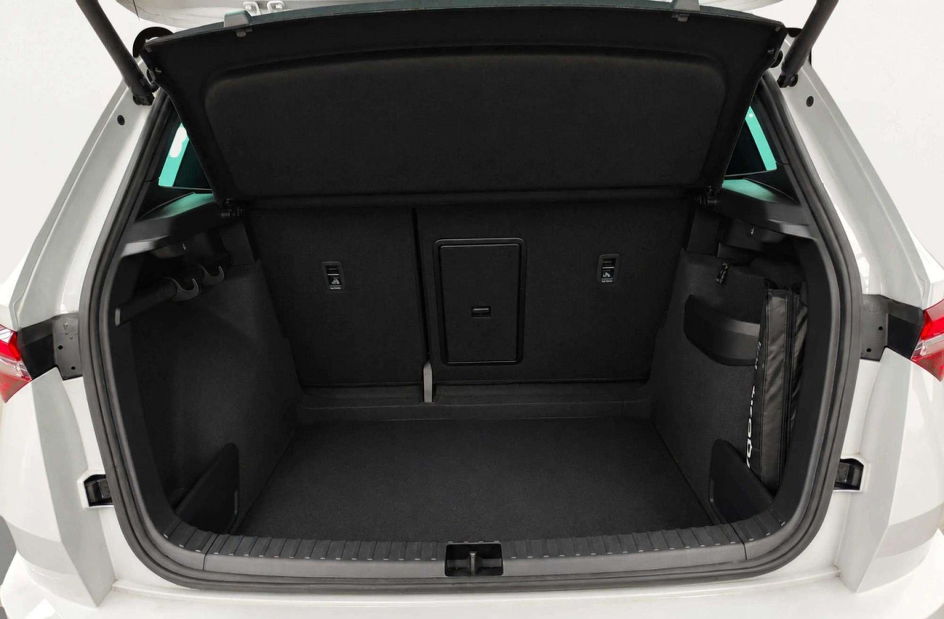 Škoda Karoq 1.5 TSI ACT Sportline DSG - foto 19