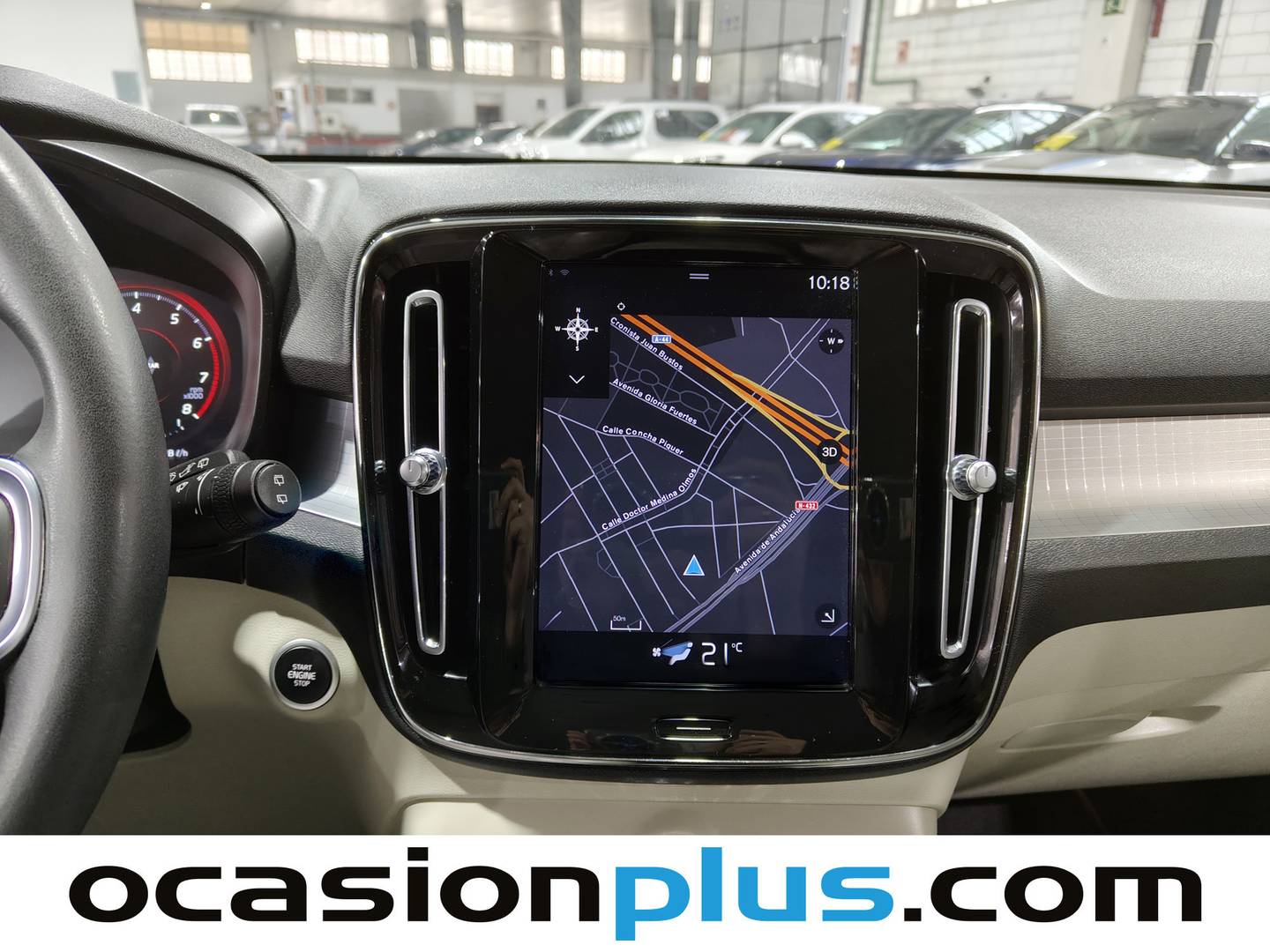 Equipamiento del Volvo XC40 Volvo XC40 T3 Business Plus (163 CV)