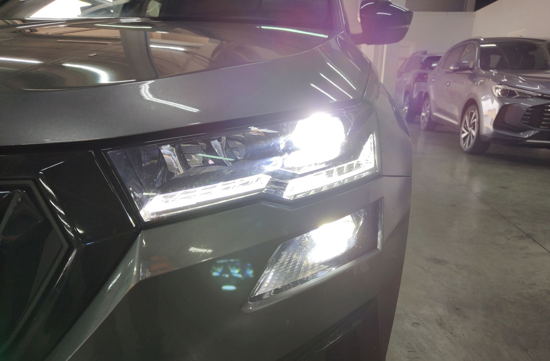 Škoda Karoq 1.5 TSI ACT Sportline DSG - foto 14