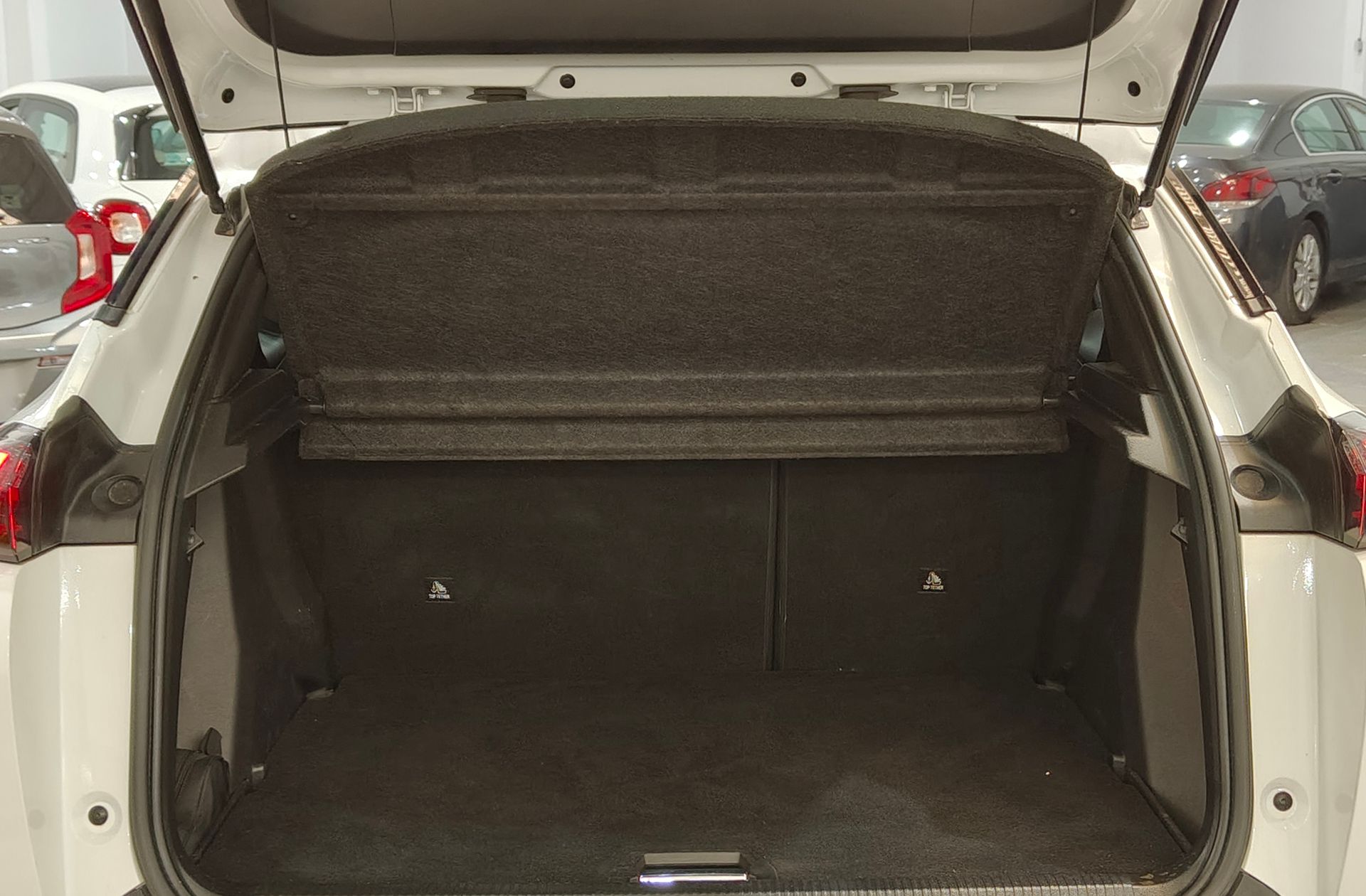 Peugeot 2008 PureTech 100 Allure - foto 15