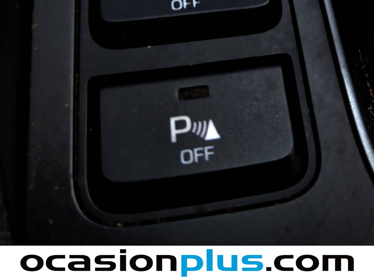 Extras y acabados del Hyundai Tucson Hyundai Tucson 1.6 GDI BlueDrive Essence 4x2 (131 CV)