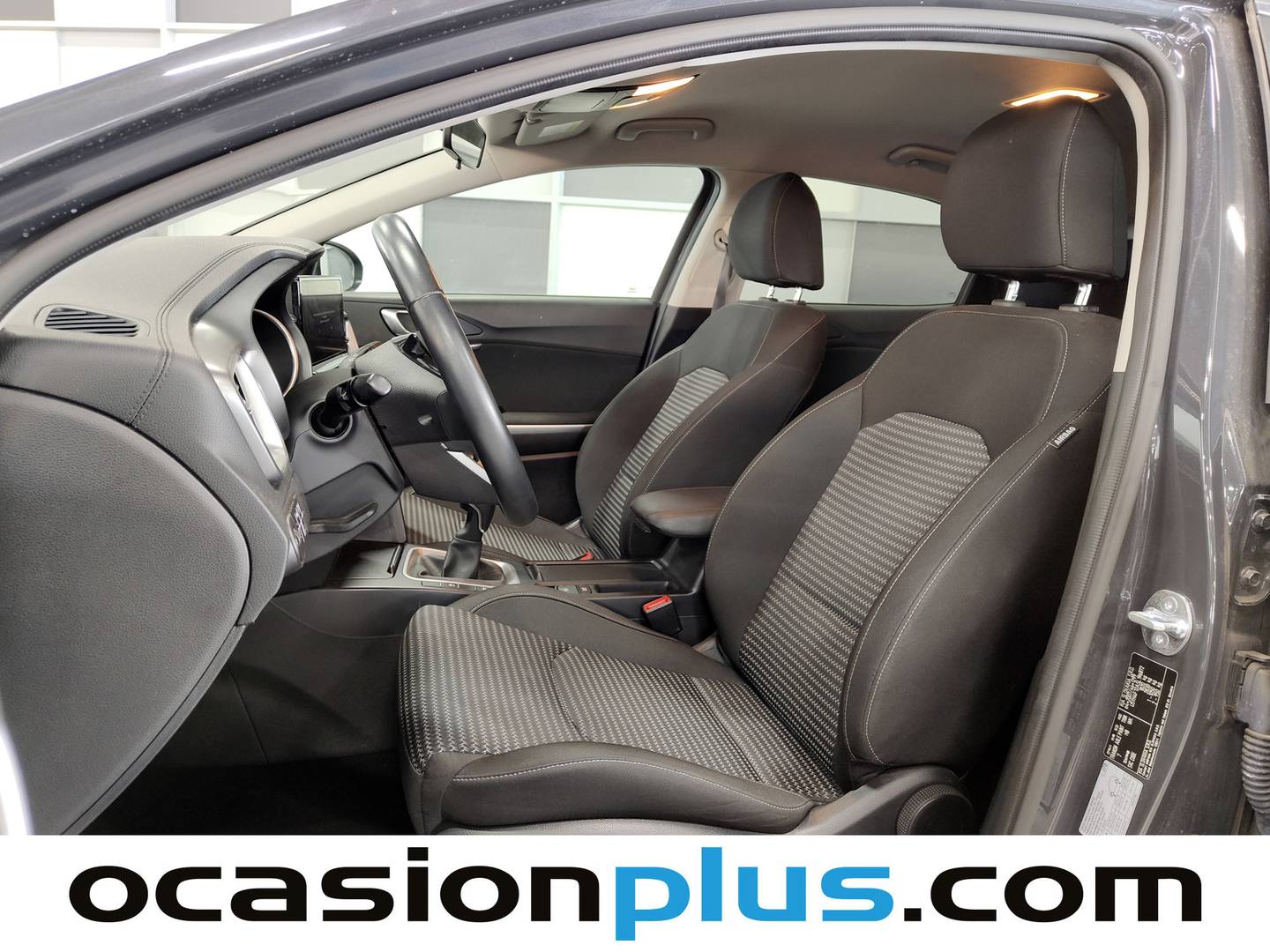 Foto asientos delanteros KIA XCeed KIA XCeed 1.0 T-GDi Drive (100 CV)