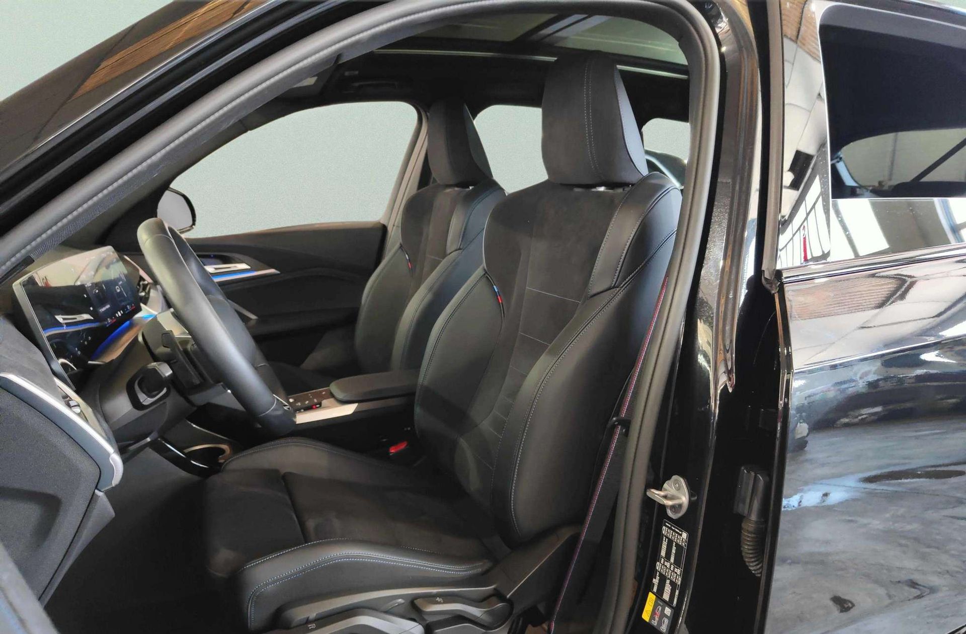 BMW iX1 eDrive20 - foto 14
