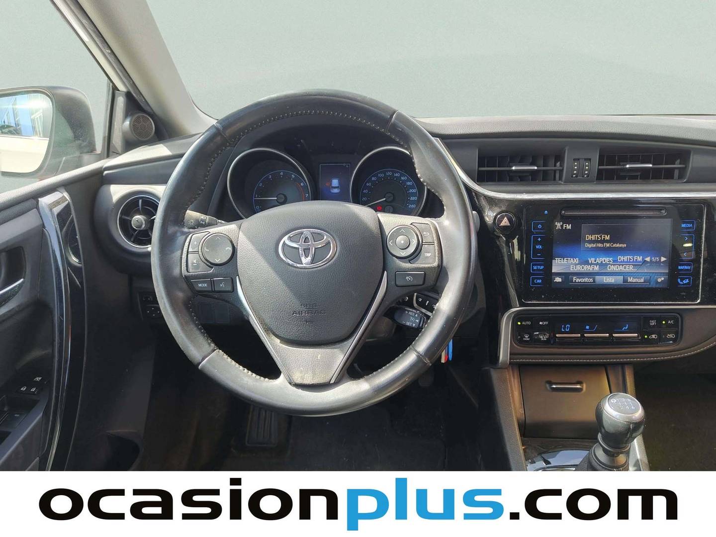 Extras y acabados del Toyota Auris Toyota Auris 120T Active  (116 CV)