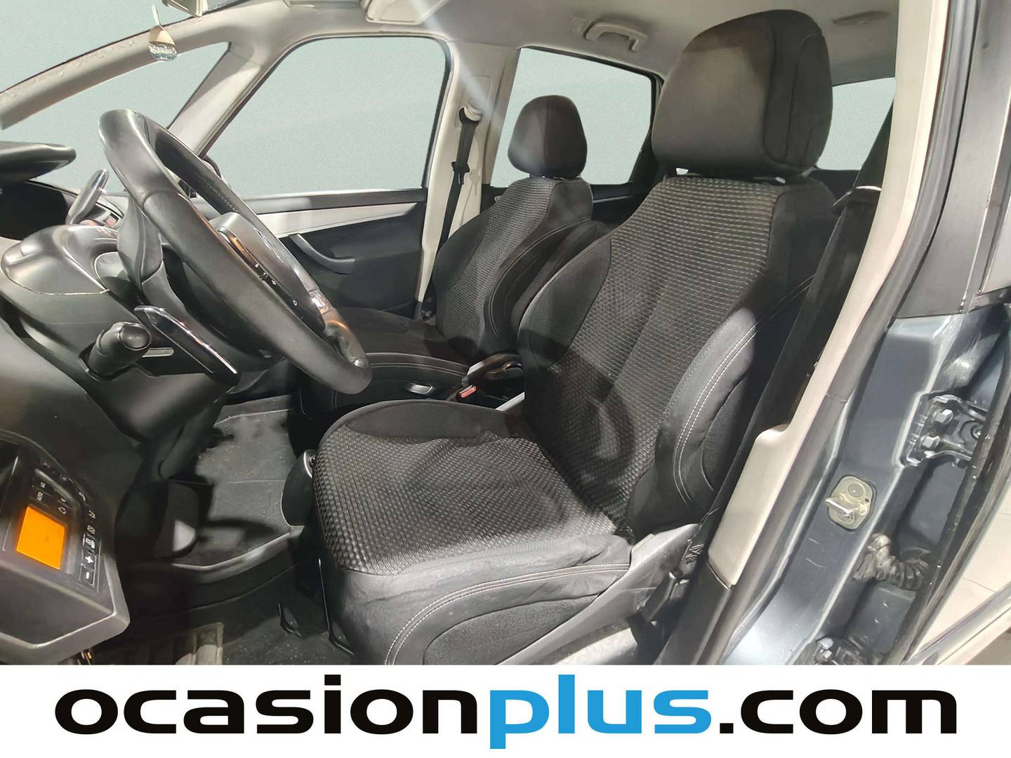 Foto Citroën C4 Picasso Citroen C4 Picasso 1.6 HDI Millenium (109 CV)