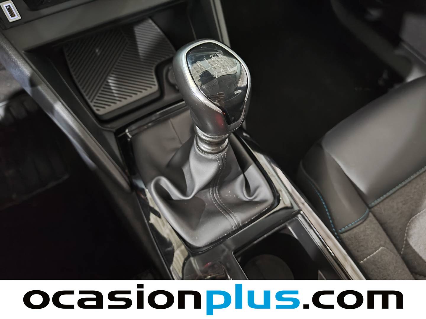 Foto Citroën C4 Citroen C4 PureTech 130 S&S 6v Feel Pack (130 CV)