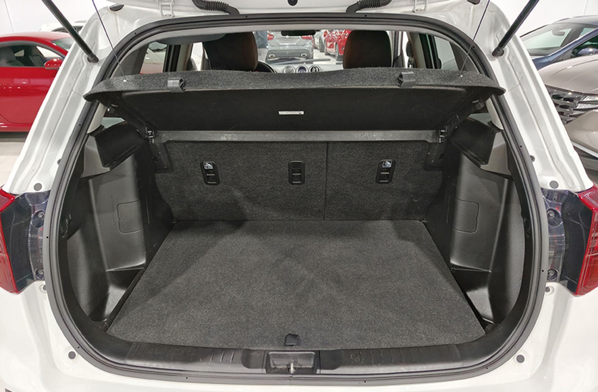 Suzuki Vitara 1.4 Turbo Mild Hybrid GLE - foto 15