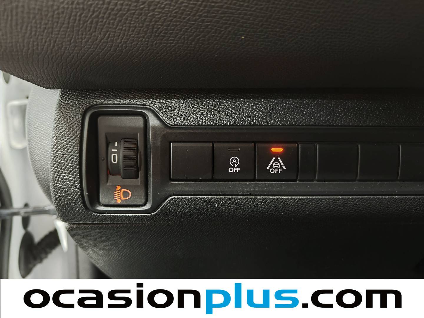 Foto Peugeot 308 Peugeot 308 BlueHDi 100 S&S Style (100 CV)