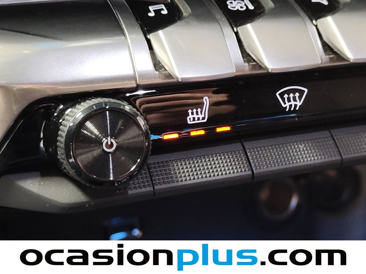 Foto Peugeot 3008 Hybrid Peugeot 3008 Hybrid GT eDCS6 (145 CV)