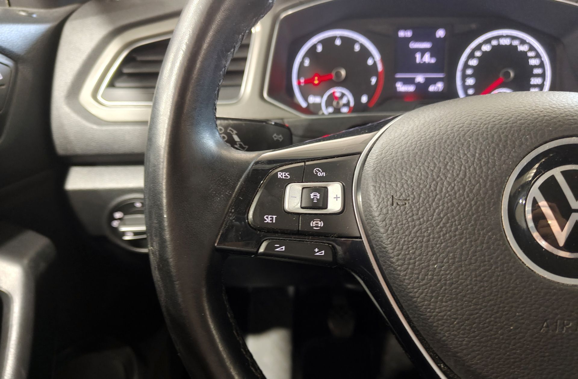 Volkswagen T-Roc Advance 1.0 TSI - foto 25