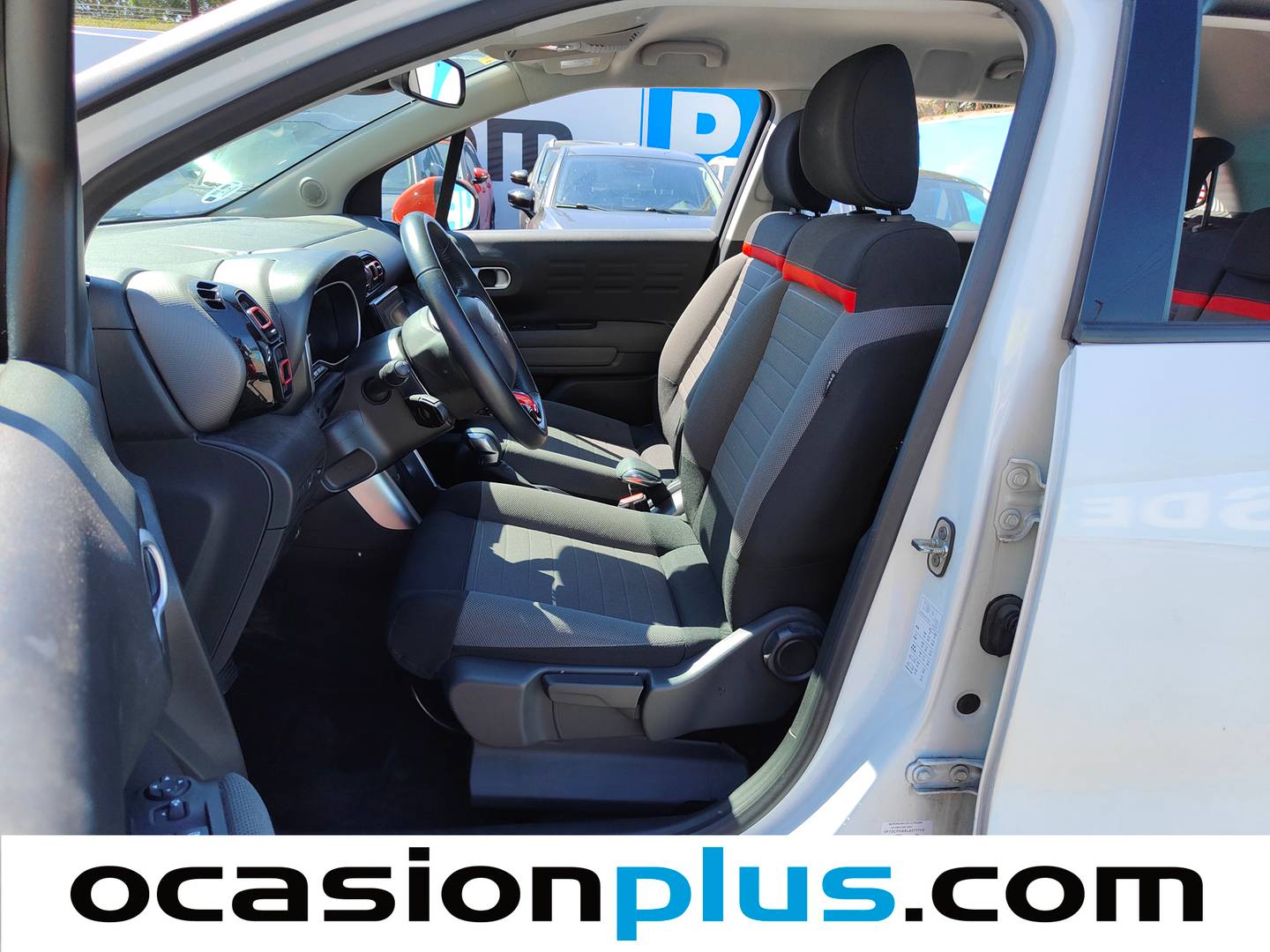 Foto asientos delanteros Citroën C3 Aircross Citroën C3 Aircross BlueHDi 120 S&S Shine EAT6 (120 CV)