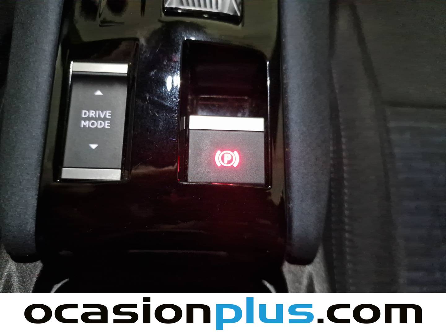 Foto Alfa Romeo Junior Alfa Romeo Junior 1.2 Ibrida (136 CV)