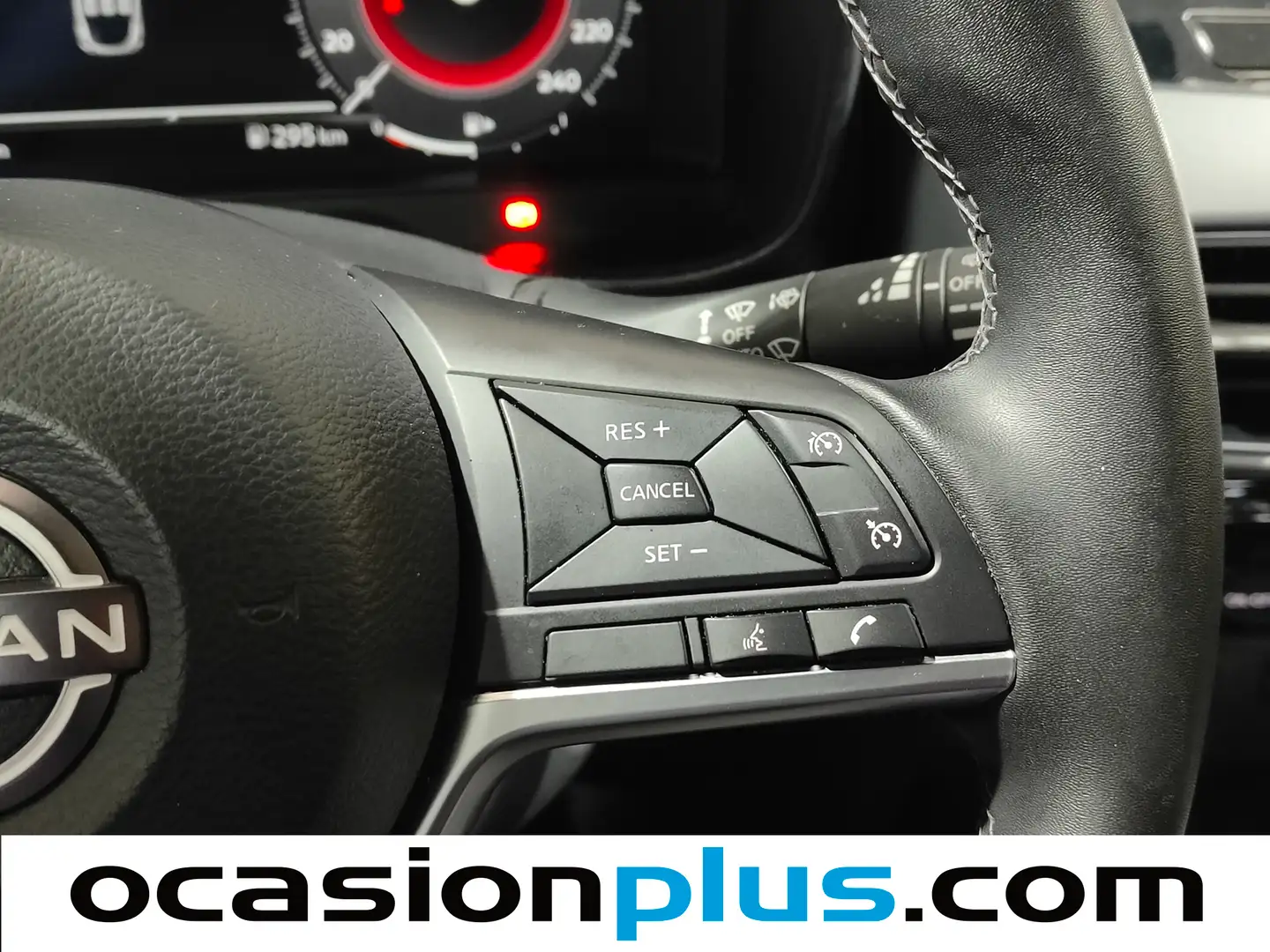 Foto Nissan JUKE Nissan Juke DIG-T N-Connecta 4x2 (114 CV)