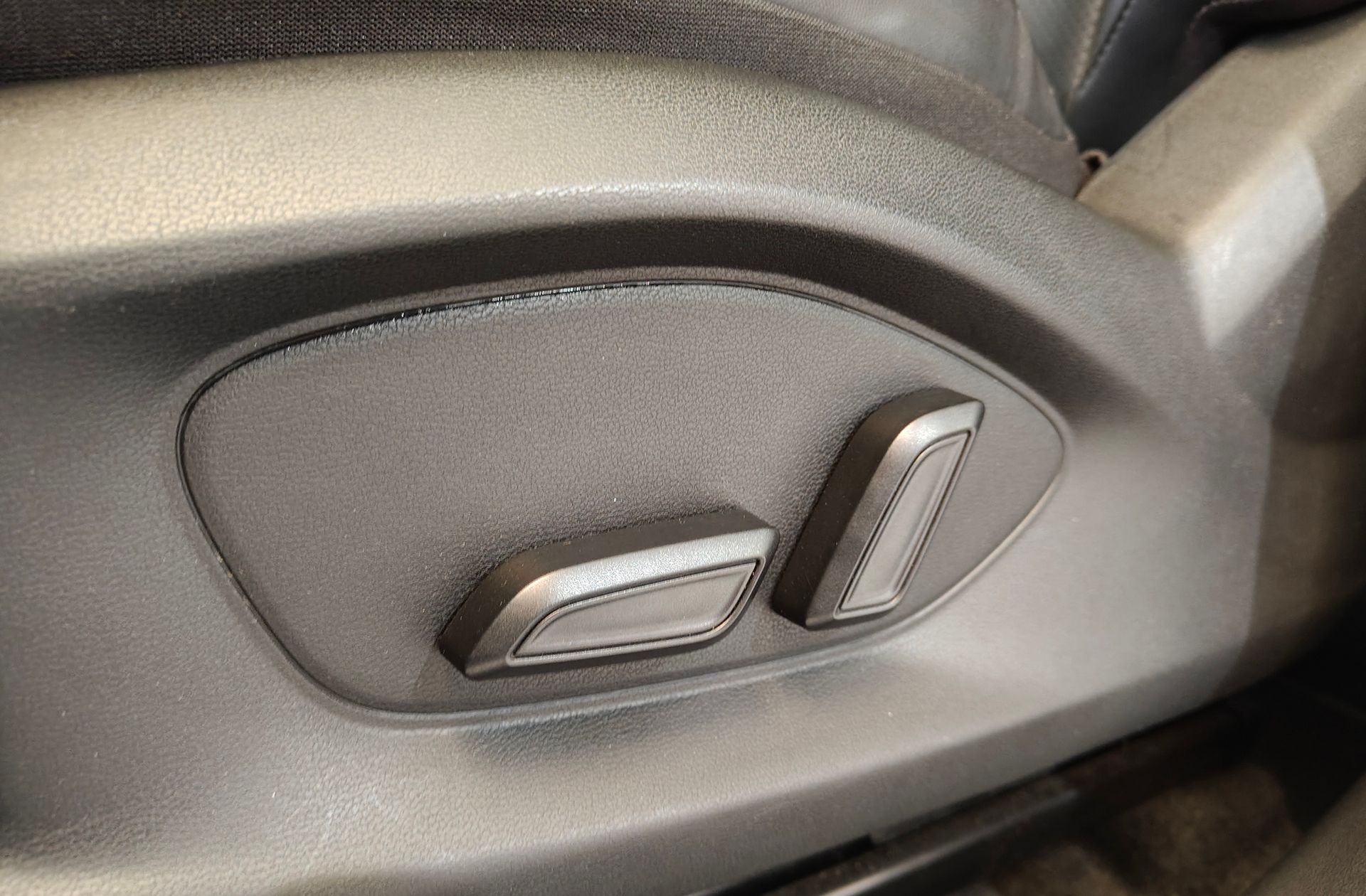 MG ZS 1.5 Hybrid+ Luxury - foto 15