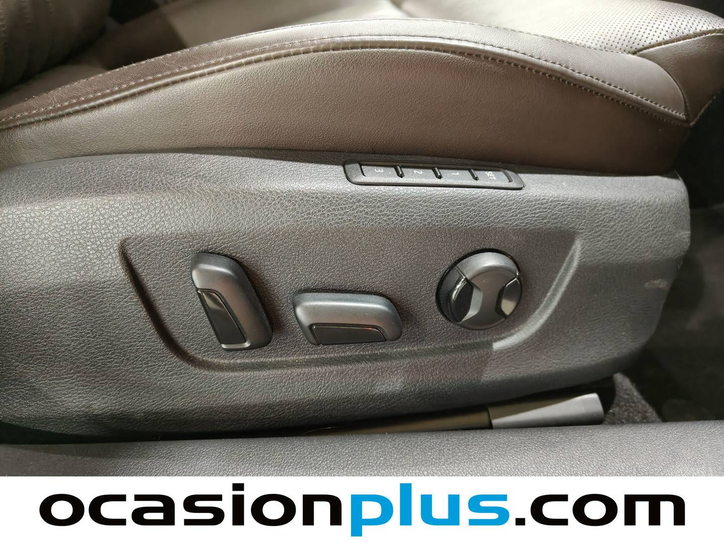 Foto Skoda Superb Skoda Superb 2.0 TDI Laurin&Klement DSG (190 CV)