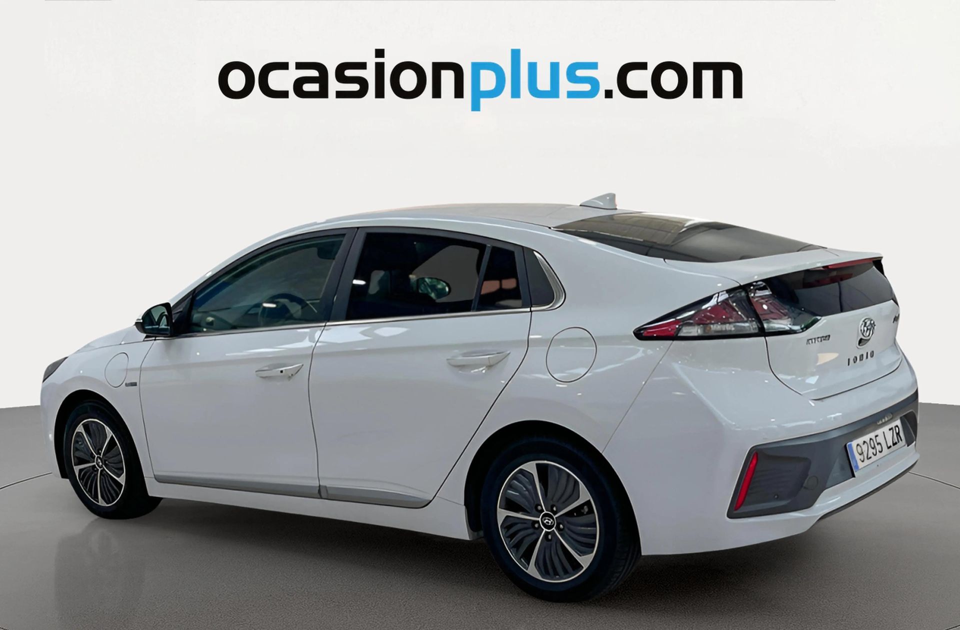 Hyundai Ioniq 1.6 GDI PHEV Klass DCT - foto 3
