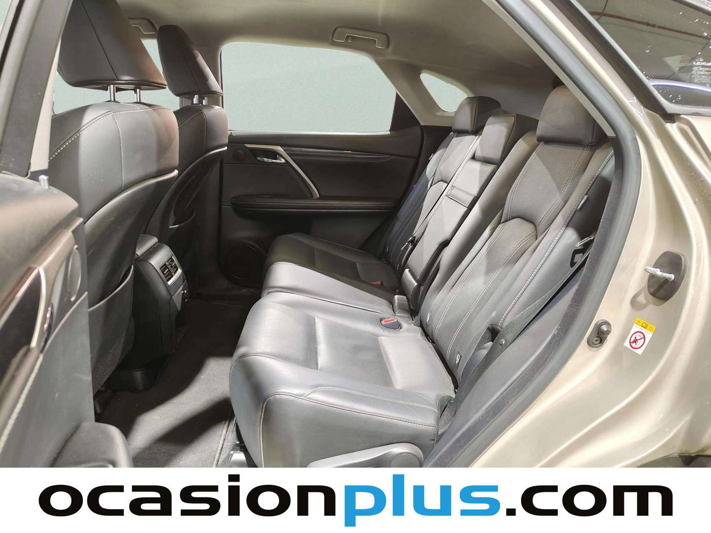Foto asientos traseros Lexus RX Lexus RX 450h Business (313 CV)