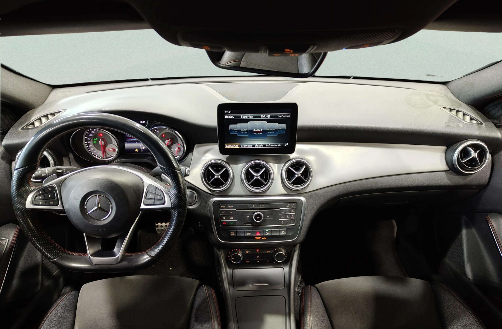 Mercedes-Benz GLA 220 d AMG Line 4Matic - foto 6