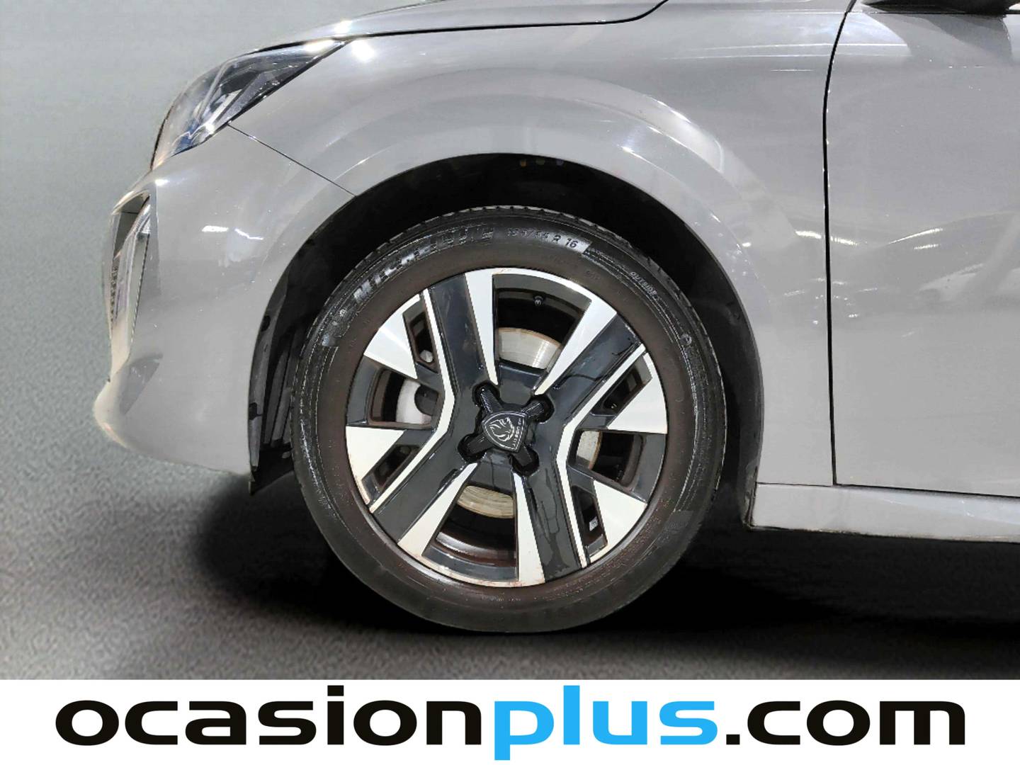 Foto Peugeot 208 Peugeot 208 PureTech 100 Allure (100 CV)