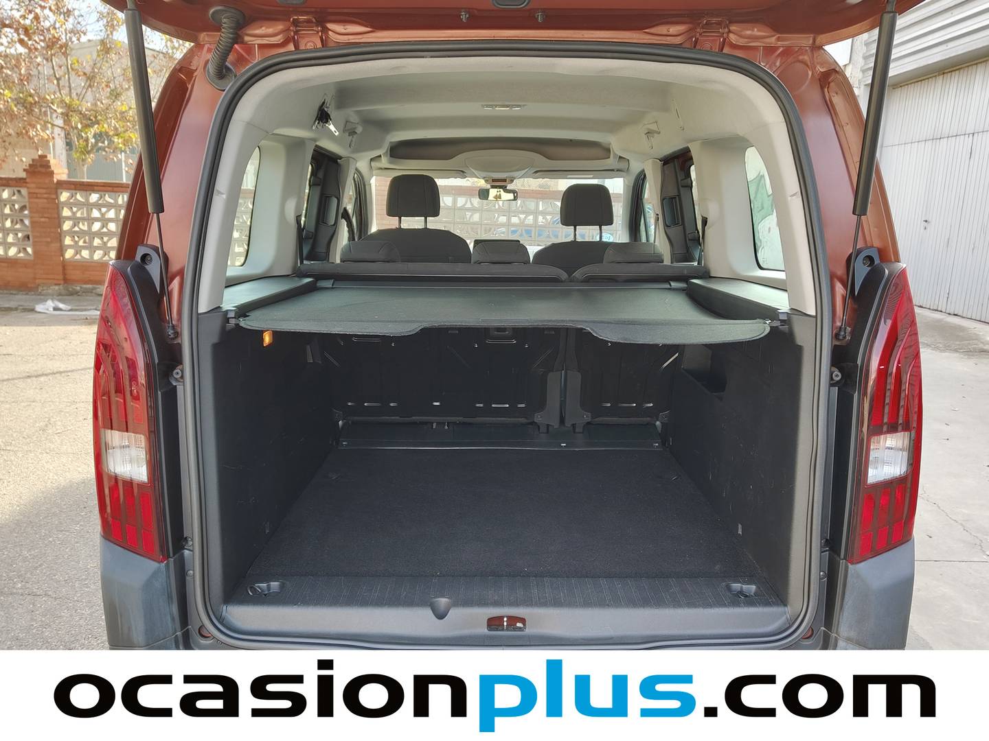 Foto Peugeot Rifter Peugeot Rifter Active Nav+ Long PureTech (110 CV)