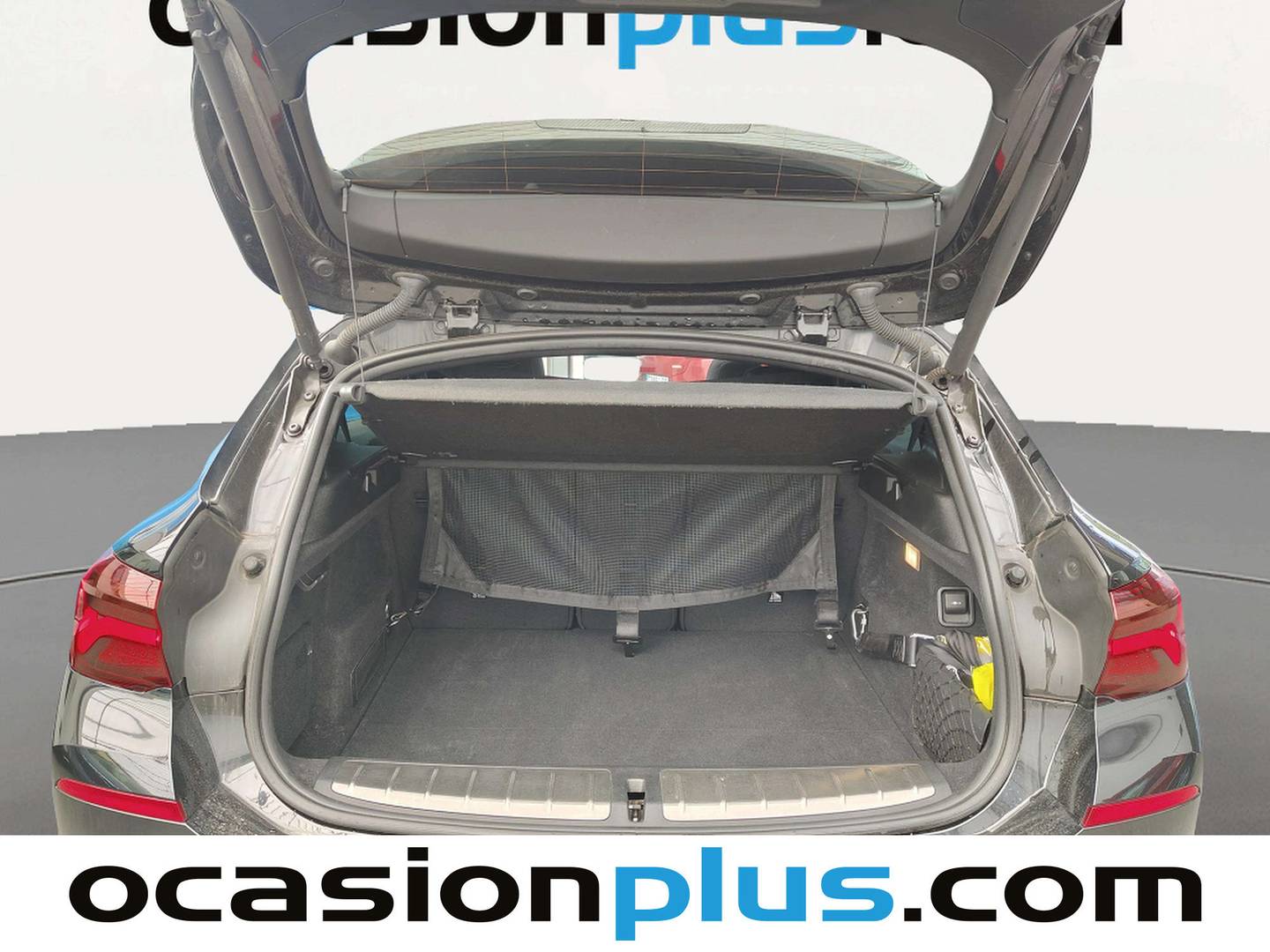 Foto asientos traseros BMW X2 BMW X2 sDrive18i (140 CV)
