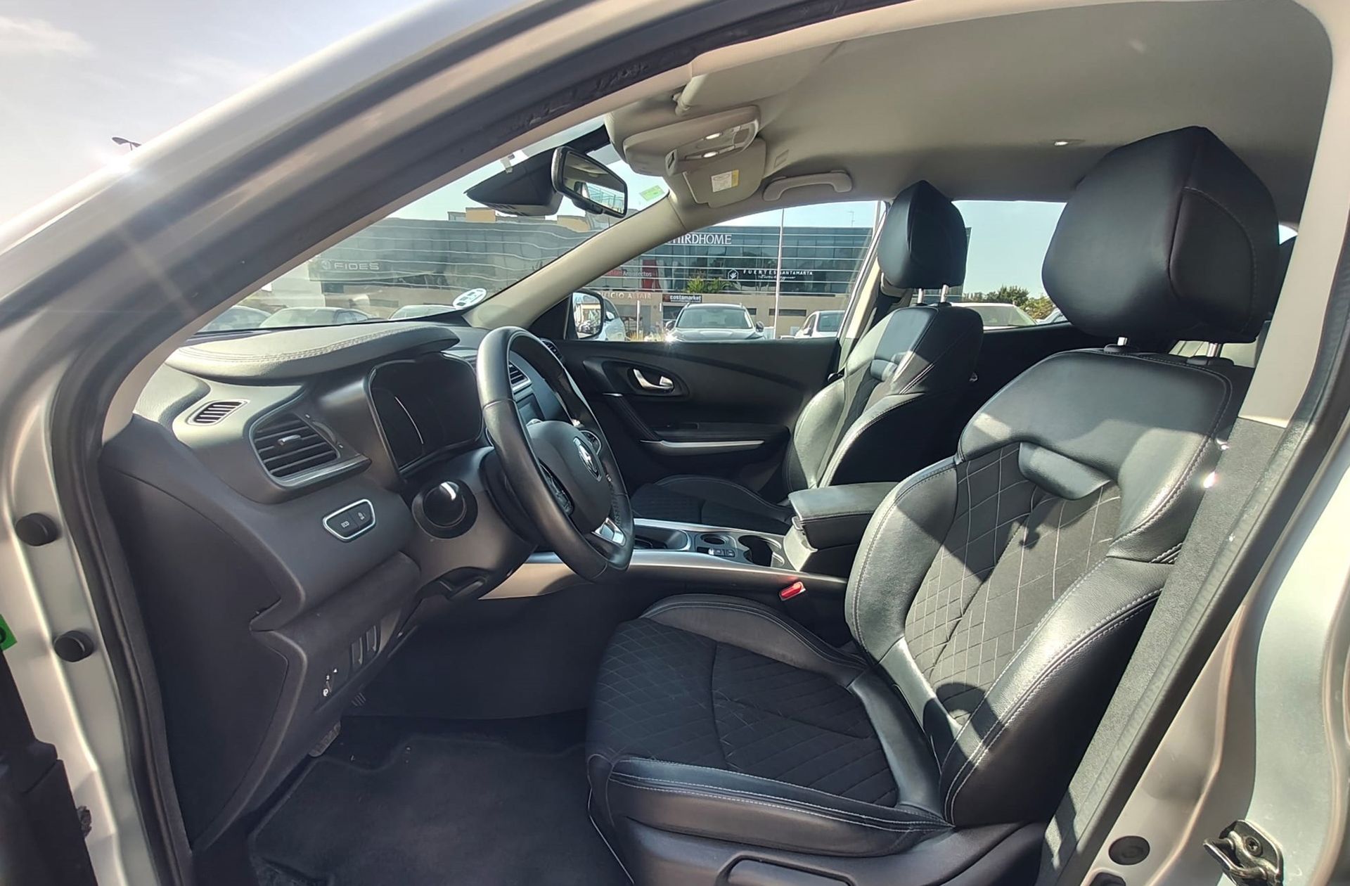 Renault Kadjar Techno TCe GPF EDC - foto 11