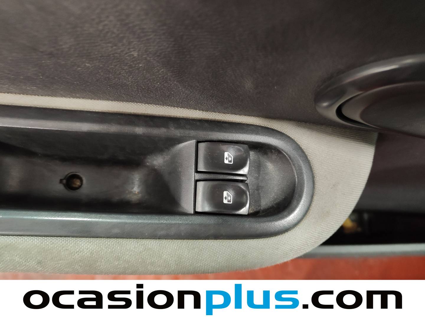 Renault Clio Renault Clio 1.2 16v Authentique eco2 (75 CV) 75cv