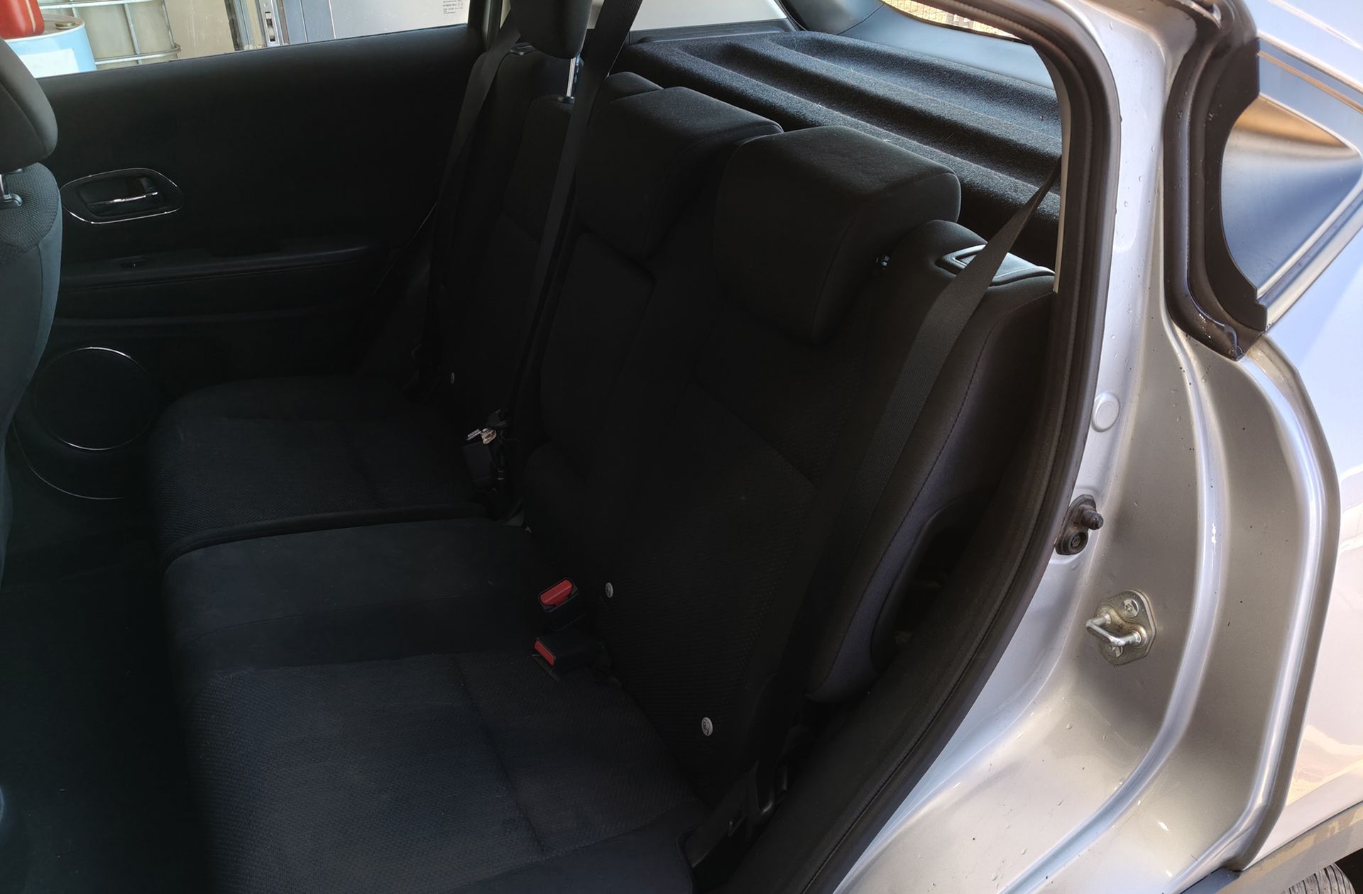 Honda HR-V 1.6 i-DTEC Elegance Navi - foto 11