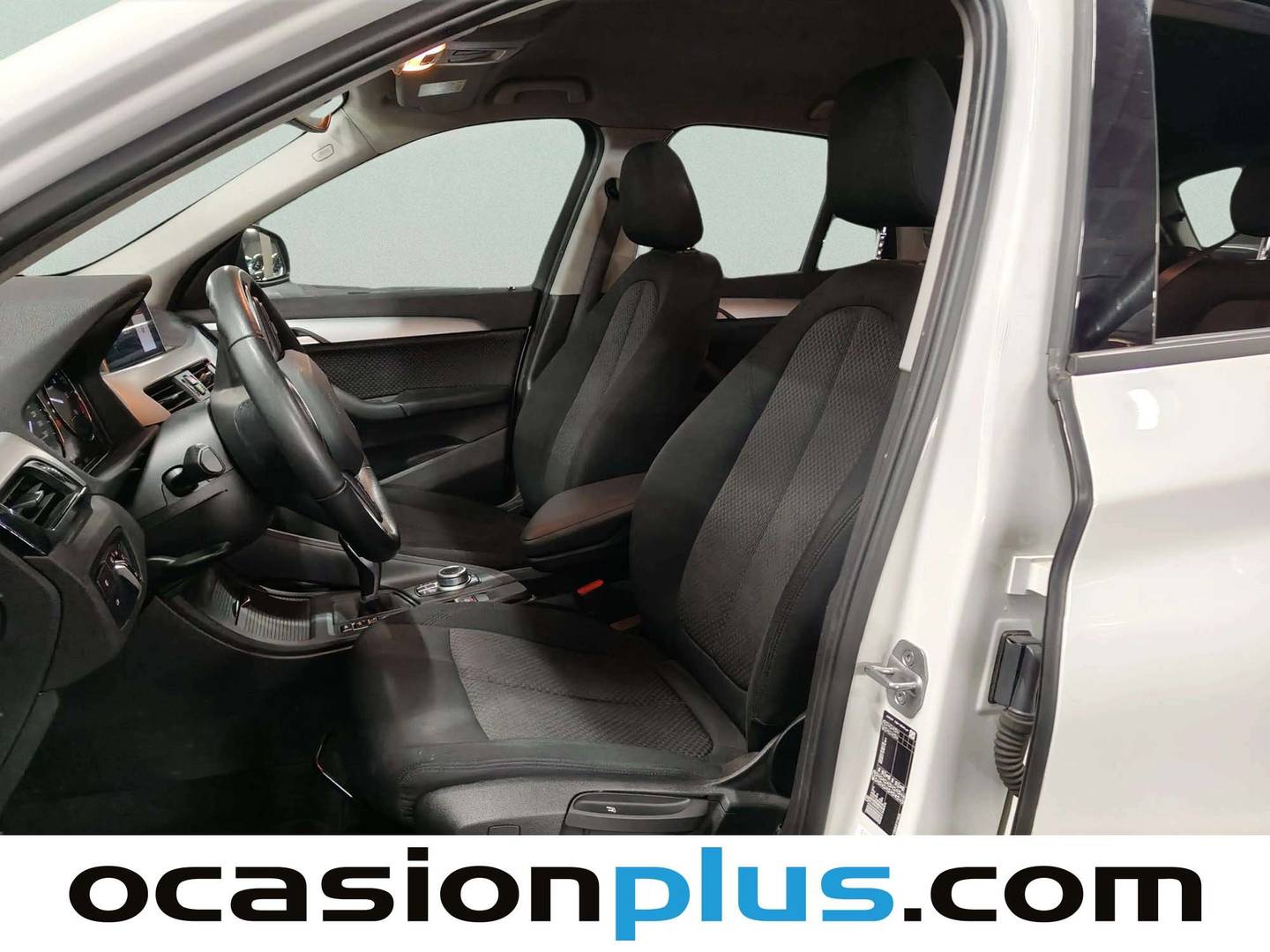 Foto asientos delanteros BMW X1 BMW X1 sDrive18d (150 CV)