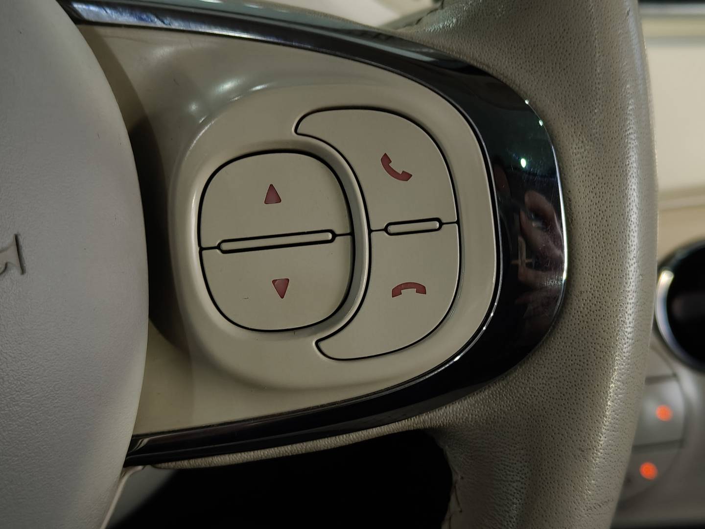 Foto Fiat 500 Fiat 500 1.2 8v Lounge (69 CV)