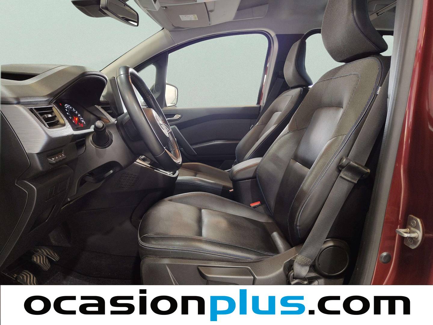 Foto asientos delanteros Nissan Townstar Nissan Townstar 1.3G L1 Tekna  (130 CV)