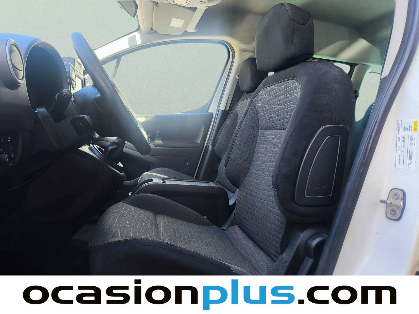 Foto asientos delanteros Citroën Berlingo Citroën Berlingo Combi BlueHDi 100 Multispace 20 Aniversario (100 CV)