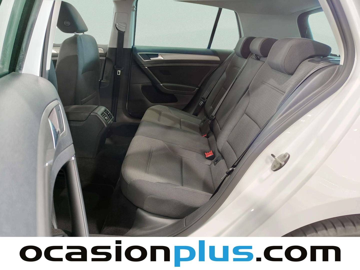 Foto asientos traseros Volkswagen Golf Volkswagen Golf Advance 1.6 TDI BMT (105 CV)