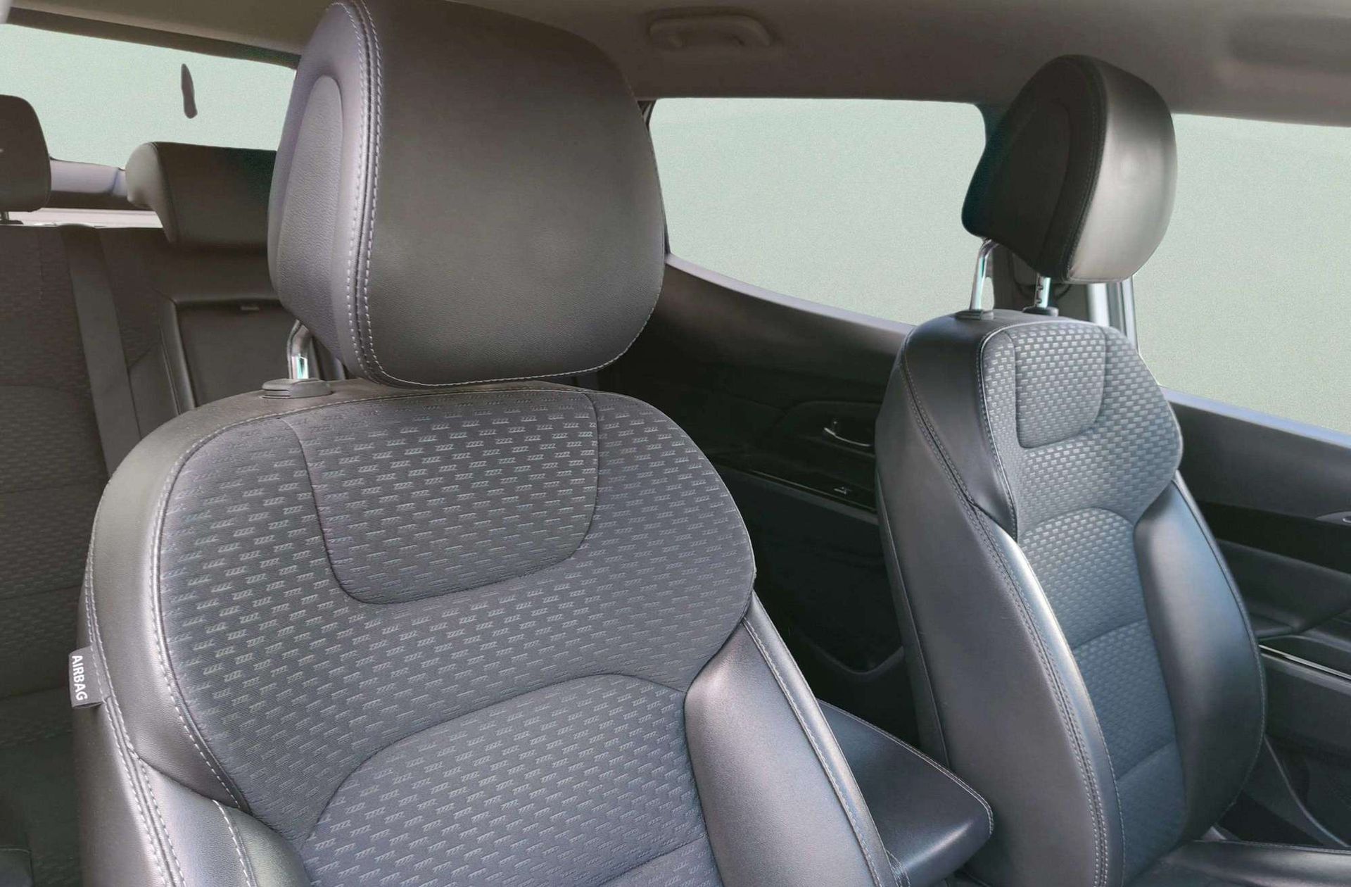 SsangYong Korando G15T Urban Plus - foto 8