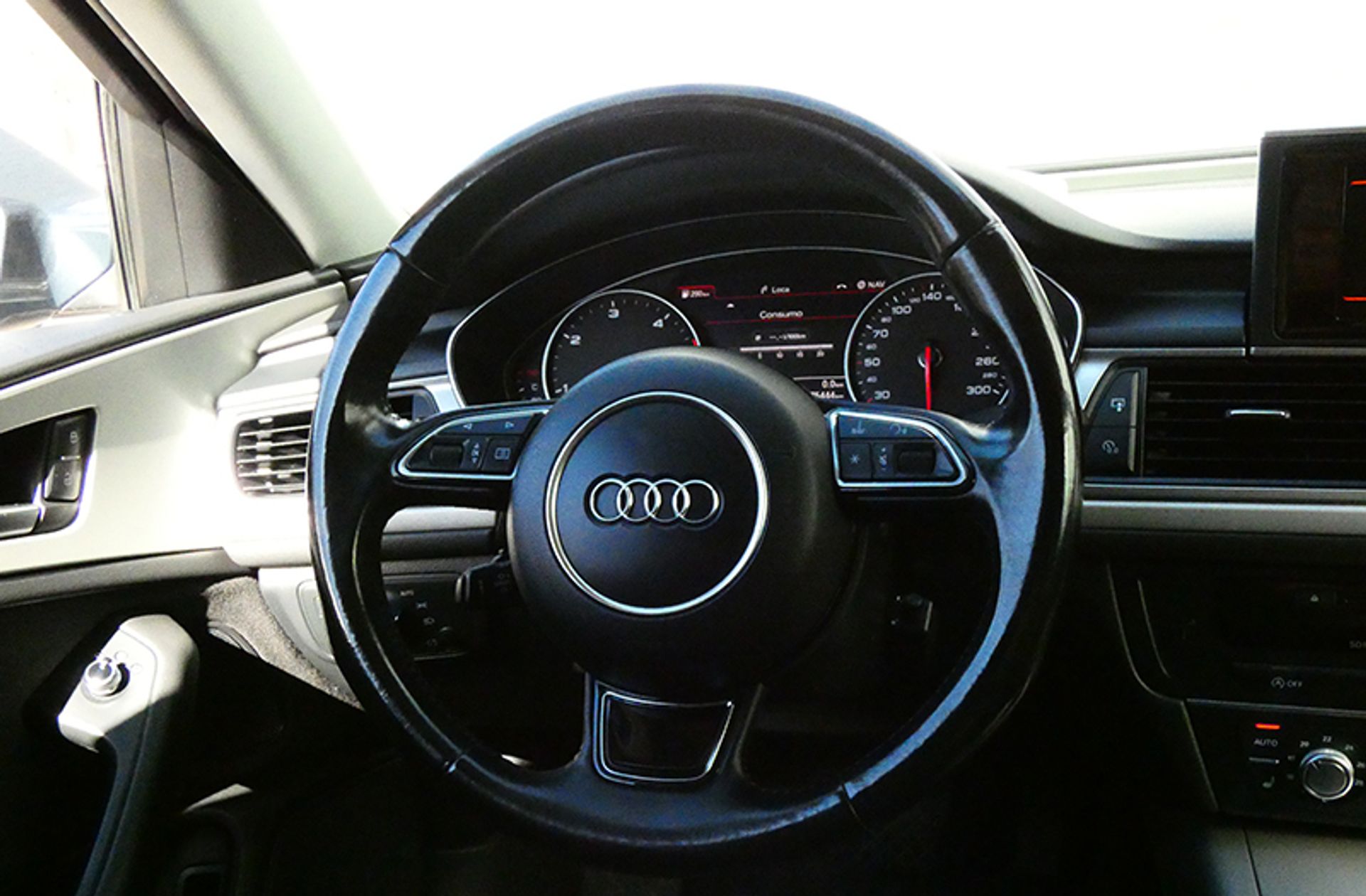 Audi A6 Avant 3.0 TDI quattro S tronic - foto 25