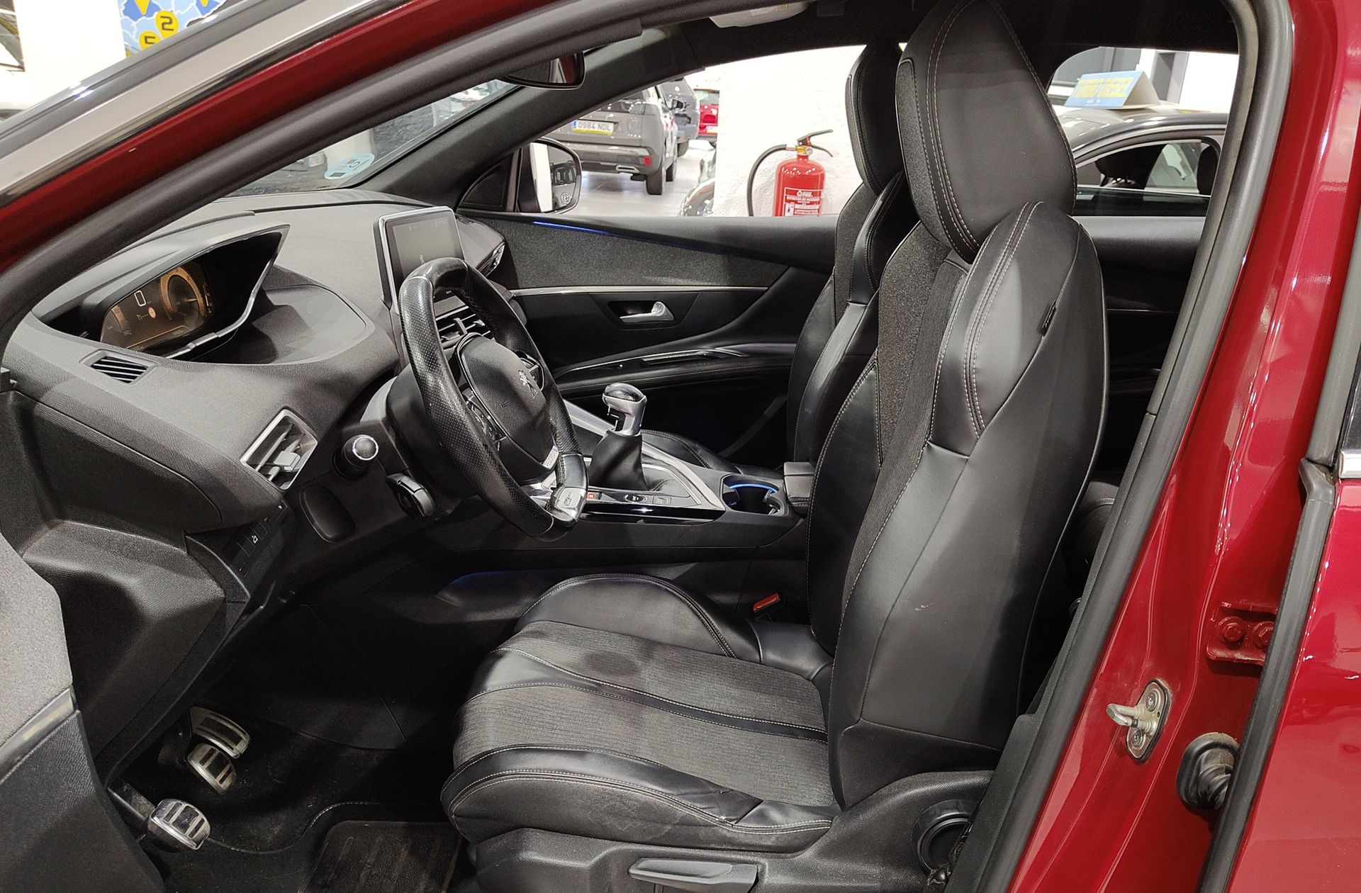 Peugeot 3008 BlueHDi 150 GT Line - foto 12