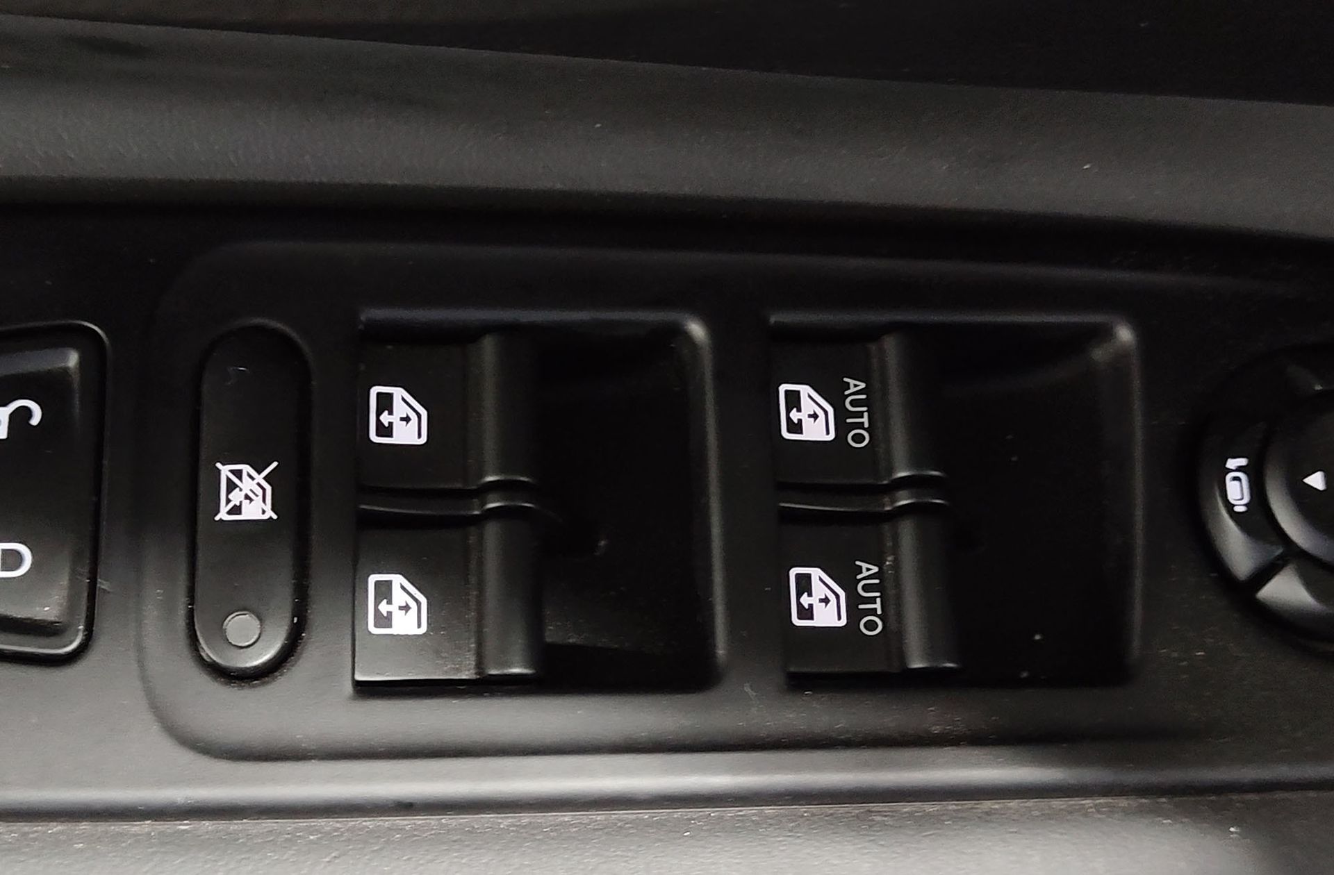 Jeep Renegade eHybrid 1.5 Altitude DCT - foto 35