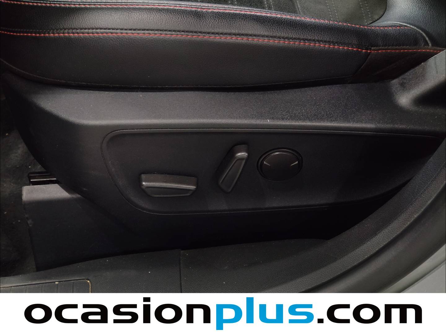 Accesorios del Ford Kuga Ford Kuga 2.5 Duratec PHEV ST-Line X Auto (225 CV)