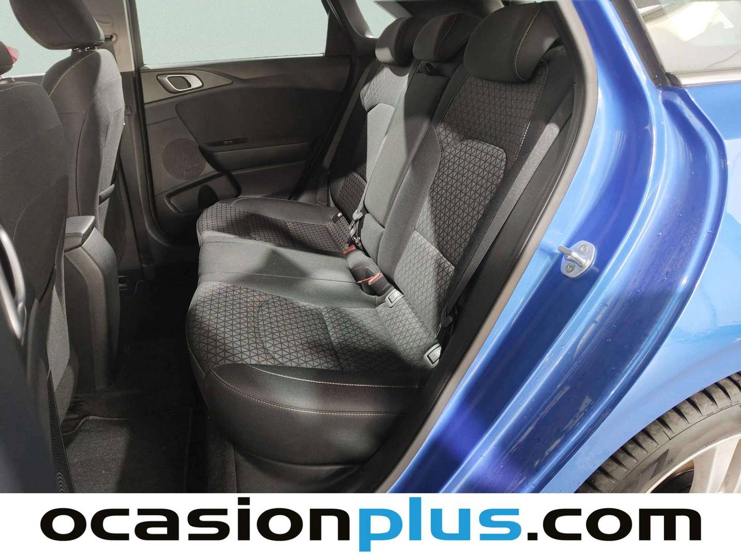 Foto asientos traseros KIA Ceed Kia Ceed 1.4 CVVT Drive (100 CV)