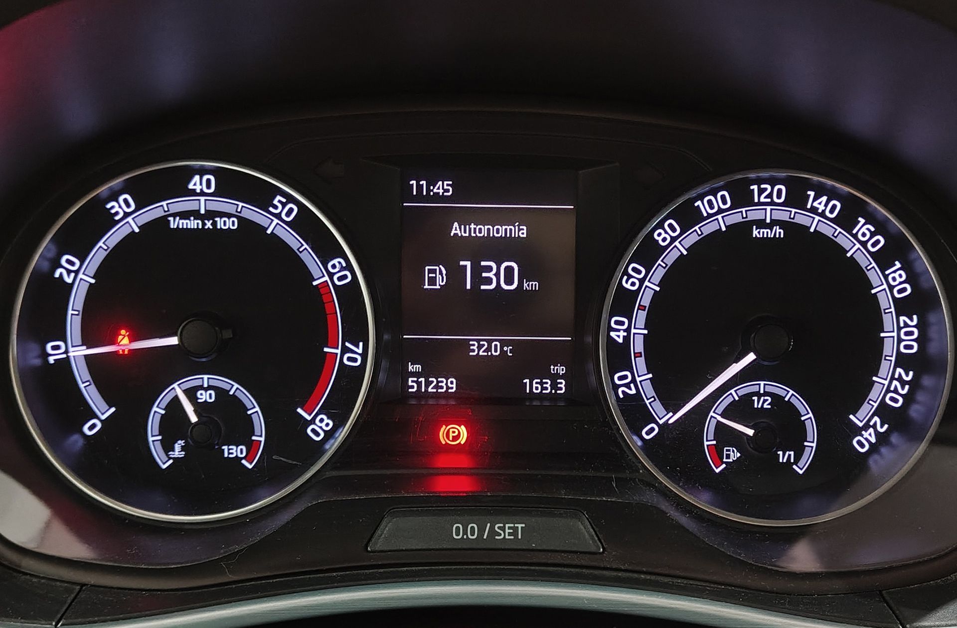 Škoda Fabia 1.0 MPI Like - foto 19