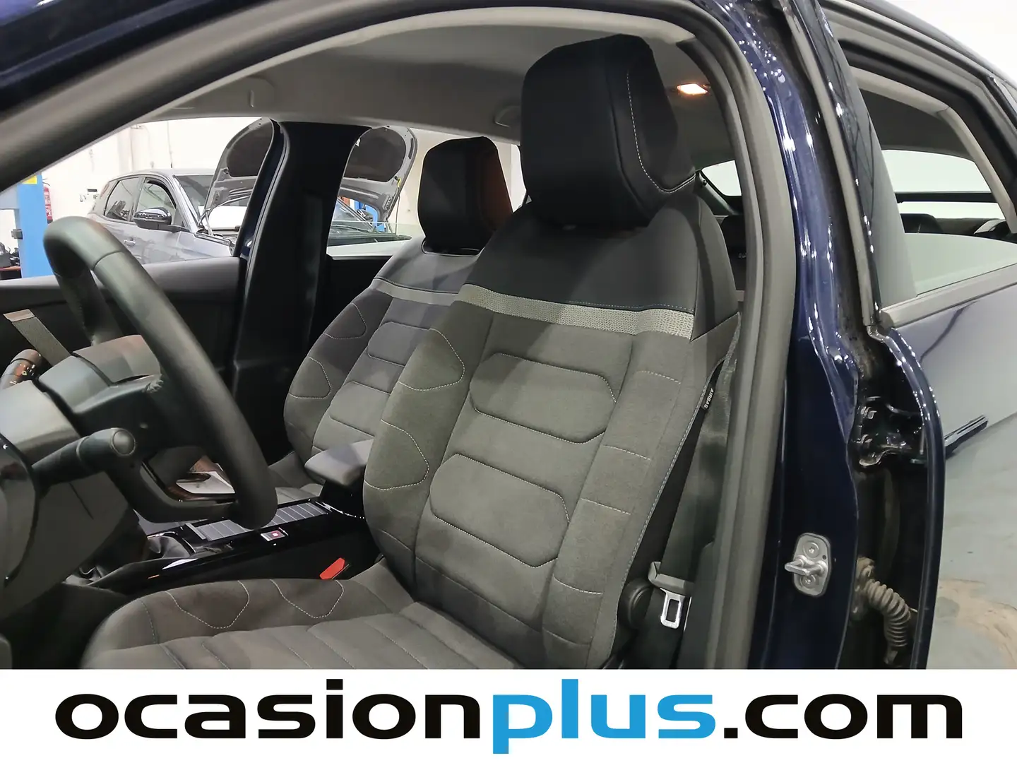 Foto Citroën C4 Citroen C4 PureTech 130 S&S Plus (131 CV)