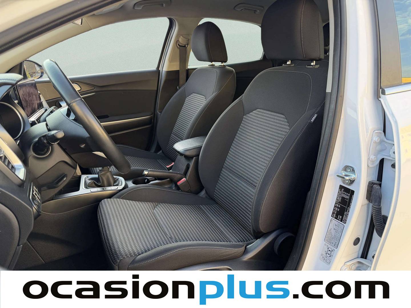 Foto asientos delanteros KIA XCeed Kia XCeed 1.0 T-GDi Drive (100 CV)