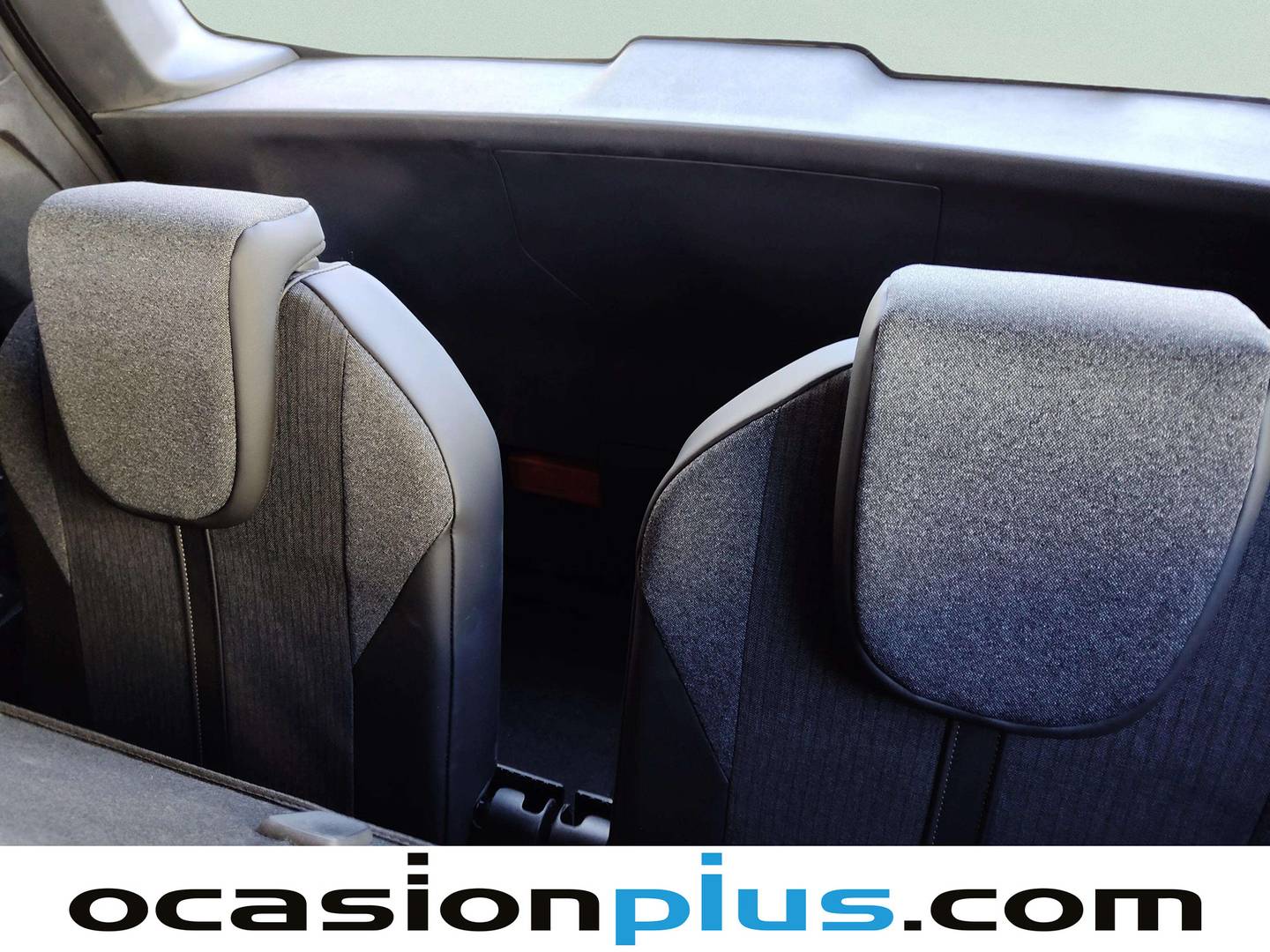 Foto asientos delanteros Peugeot 5008 Peugeot 5008 1.5L BlueHDi S&S GT Line  (130 CV)